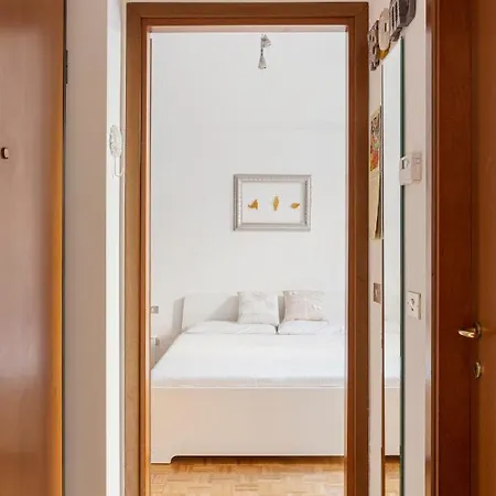 Comfy In Corso 아파트 밀라노